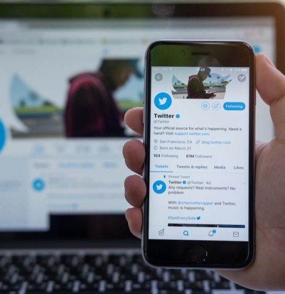 Twitter Plans To Roll Out Subscription Offering